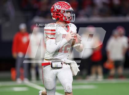 Thumbnail 2 in Gunter vs. Holliday (UIL 3A Quarterfinals) photogallery.