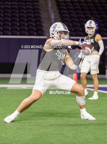 Thumbnail 1 in Gunter vs. Holliday (UIL 3A Quarterfinals) photogallery.