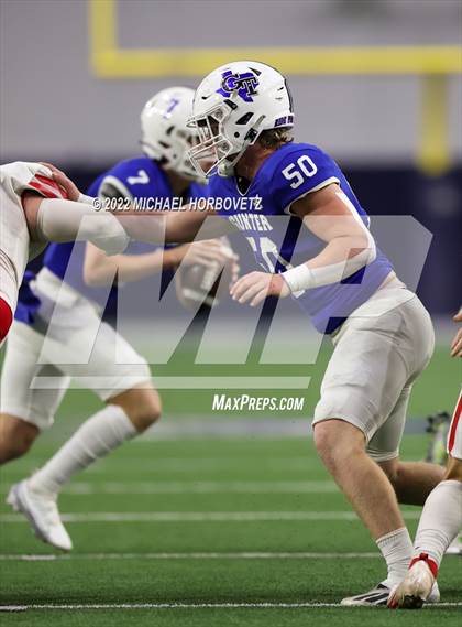 Thumbnail 2 in Gunter vs. Holliday (UIL 3A Quarterfinals) photogallery.