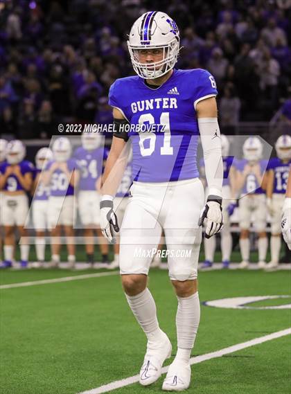 Thumbnail 1 in Gunter vs. Holliday (UIL 3A Quarterfinals) photogallery.