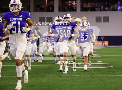 Thumbnail 1 in Gunter vs. Holliday (UIL 3A Quarterfinals) photogallery.