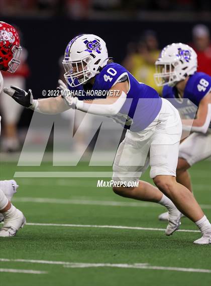Thumbnail 1 in Gunter vs. Holliday (UIL 3A Quarterfinals) photogallery.