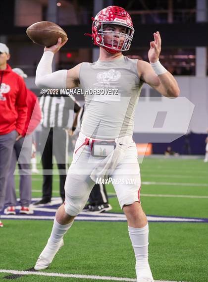 Thumbnail 1 in Gunter vs. Holliday (UIL 3A Quarterfinals) photogallery.