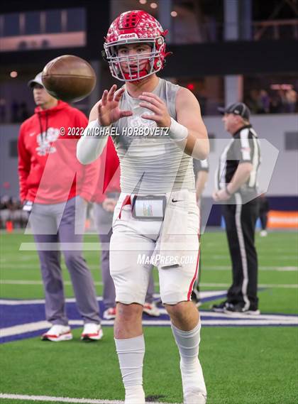 Thumbnail 2 in Gunter vs. Holliday (UIL 3A Quarterfinals) photogallery.