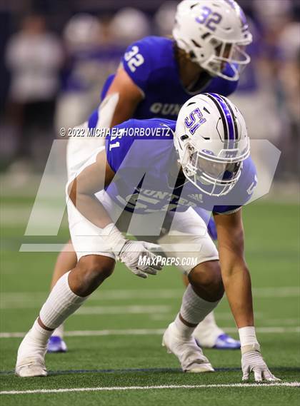 Thumbnail 1 in Gunter vs. Holliday (UIL 3A Quarterfinals) photogallery.