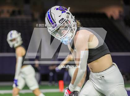 Thumbnail 3 in Gunter vs. Holliday (UIL 3A Quarterfinals) photogallery.