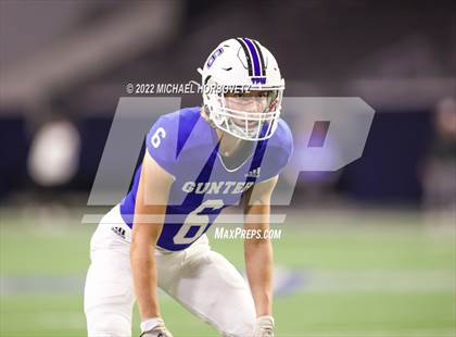 Thumbnail 1 in Gunter vs. Holliday (UIL 3A Quarterfinals) photogallery.