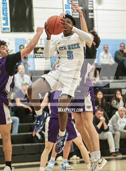 Thumbnail 2 in Rye Neck vs John Jay Cross River (NYSPHSAA Section 1 Class A Out Bracket) photogallery.