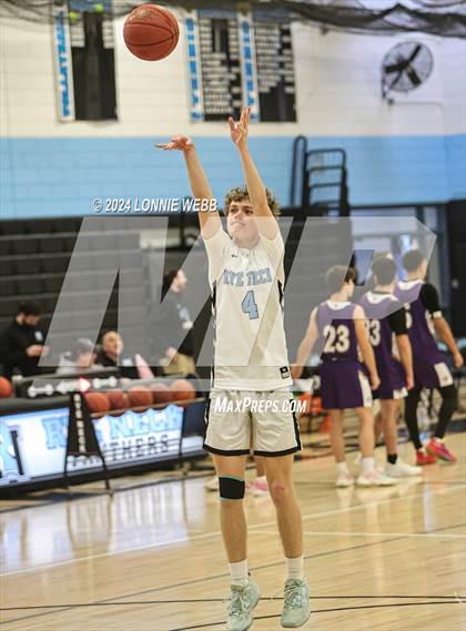 Thumbnail 1 in Rye Neck vs John Jay Cross River (NYSPHSAA Section 1 Class A Out Bracket) photogallery.