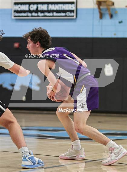 Thumbnail 1 in Rye Neck vs John Jay Cross River (NYSPHSAA Section 1 Class A Out Bracket) photogallery.