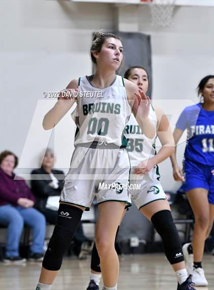 Thumbnail 2 in Wheatland vs. Ponderosa (Sac Adventist Holiday Invitational) photogallery.