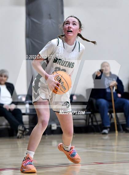 Thumbnail 2 in Wheatland vs. Ponderosa (Sac Adventist Holiday Invitational) photogallery.