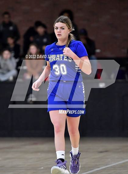 Thumbnail 2 in Wheatland vs. Ponderosa (Sac Adventist Holiday Invitational) photogallery.