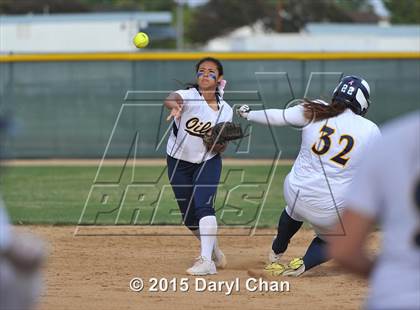Thumbnail 1 in Montebello @ Alhambra photogallery.