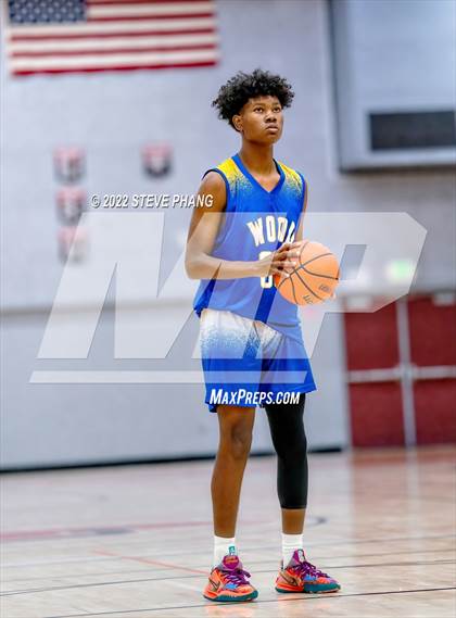 Thumbnail 2 in Wood vs. Fortune Early College (Cordova Christmas Classic) photogallery.