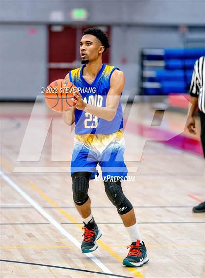 Thumbnail 1 in Wood vs. Fortune Early College (Cordova Christmas Classic) photogallery.