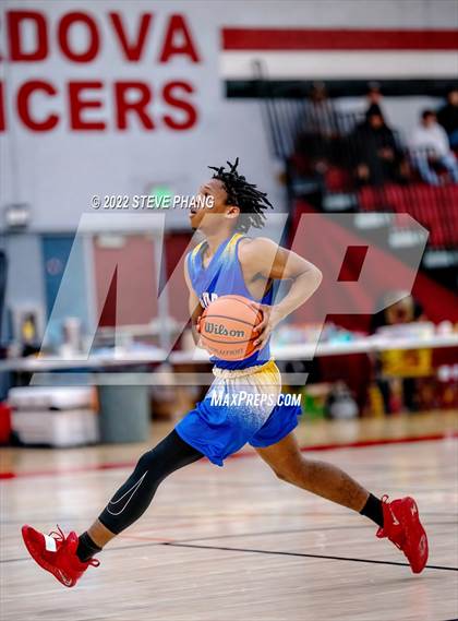 Thumbnail 3 in Wood vs. Fortune Early College (Cordova Christmas Classic) photogallery.