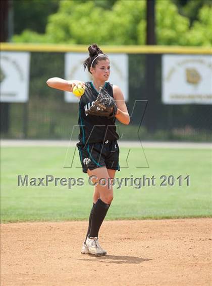 Thumbnail 1 in Battlefield vs. Hickory (VHSL AAA Semifinal) photogallery.