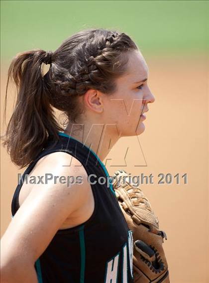 Thumbnail 2 in Battlefield vs. Hickory (VHSL AAA Semifinal) photogallery.