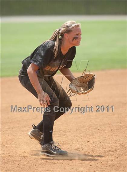 Thumbnail 3 in Battlefield vs. Hickory (VHSL AAA Semifinal) photogallery.