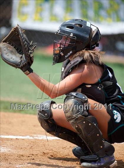 Thumbnail 2 in Battlefield vs. Hickory (VHSL AAA Semifinal) photogallery.