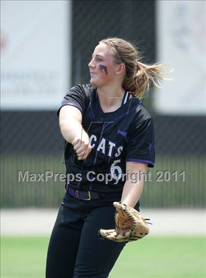 Thumbnail 1 in Battlefield vs. Hickory (VHSL AAA Semifinal) photogallery.