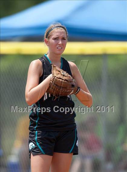 Thumbnail 3 in Battlefield vs. Hickory (VHSL AAA Semifinal) photogallery.