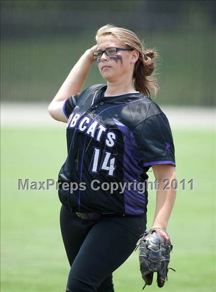 Thumbnail 2 in Battlefield vs. Hickory (VHSL AAA Semifinal) photogallery.