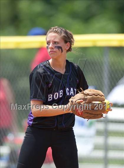 Thumbnail 3 in Battlefield vs. Hickory (VHSL AAA Semifinal) photogallery.