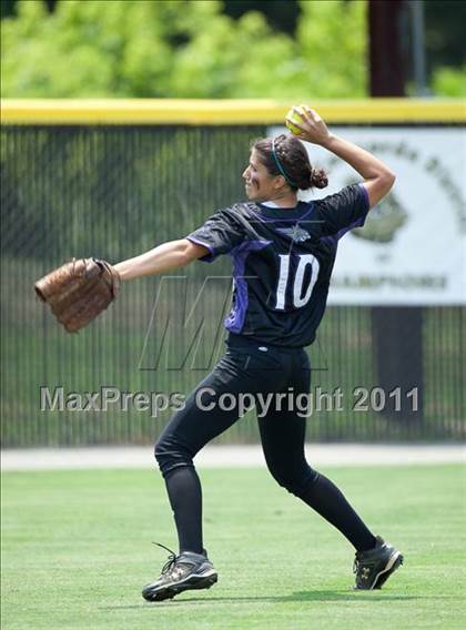 Thumbnail 3 in Battlefield vs. Hickory (VHSL AAA Semifinal) photogallery.