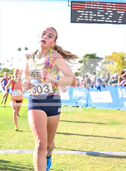 Thumbnail 3 in AIA Division I Championships photogallery.