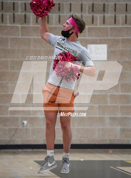 Thumbnail 2 in Arvada West @ Bear Creek photogallery.
