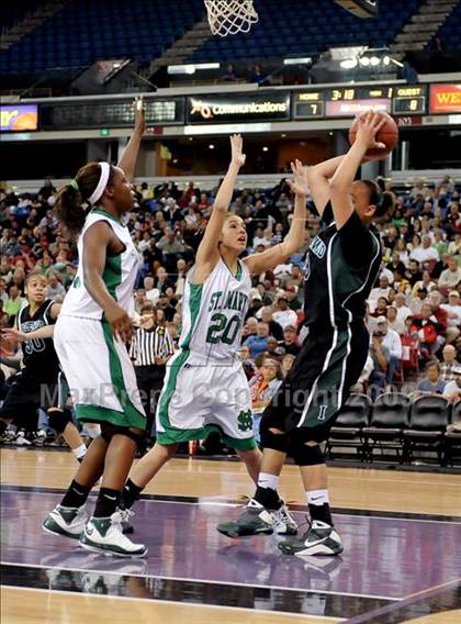 Thumbnail 2 in St. Mary's vs. Inglewood (CIF State D3 Final) photogallery.
