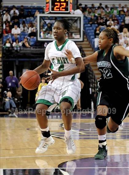 Thumbnail 3 in St. Mary's vs. Inglewood (CIF State D3 Final) photogallery.