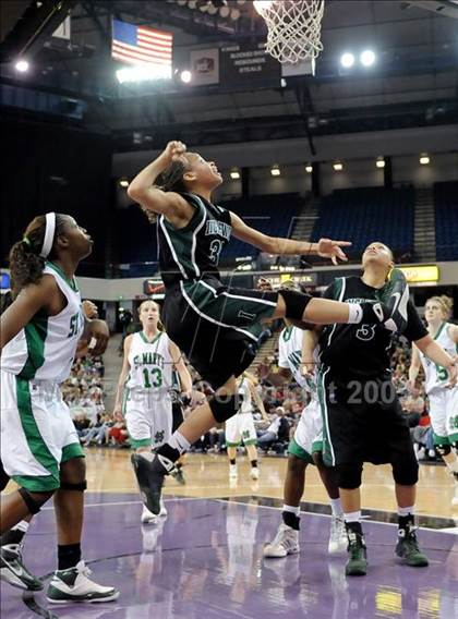Thumbnail 3 in St. Mary's vs. Inglewood (CIF State D3 Final) photogallery.