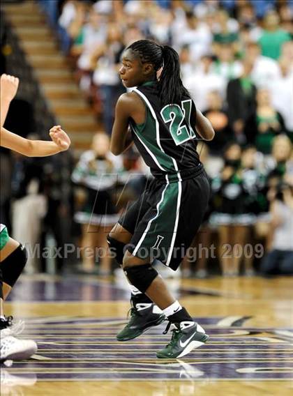 Thumbnail 2 in St. Mary's vs. Inglewood (CIF State D3 Final) photogallery.