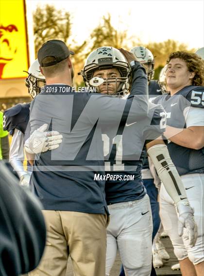 Thumbnail 3 in Northwest vs. Mill Valley (KSHSAA 5A Final) photogallery.