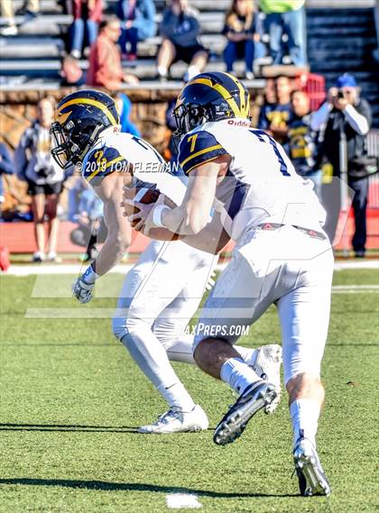 Thumbnail 2 in Northwest vs. Mill Valley (KSHSAA 5A Final) photogallery.