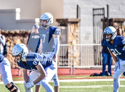 Thumbnail 2 in Northwest vs. Mill Valley (KSHSAA 5A Final) photogallery.