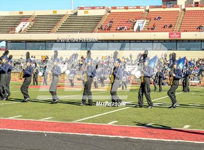 Thumbnail 2 in Northwest vs. Mill Valley (KSHSAA 5A Final) photogallery.