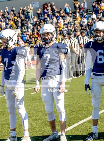 Thumbnail 3 in Northwest vs. Mill Valley (KSHSAA 5A Final) photogallery.