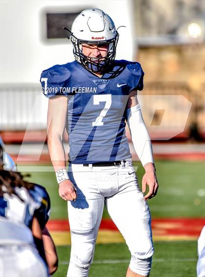 Thumbnail 2 in Northwest vs. Mill Valley (KSHSAA 5A Final) photogallery.