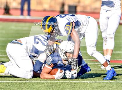 Thumbnail 3 in Northwest vs. Mill Valley (KSHSAA 5A Final) photogallery.