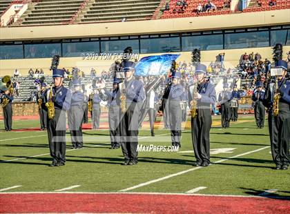Thumbnail 2 in Northwest vs. Mill Valley (KSHSAA 5A Final) photogallery.