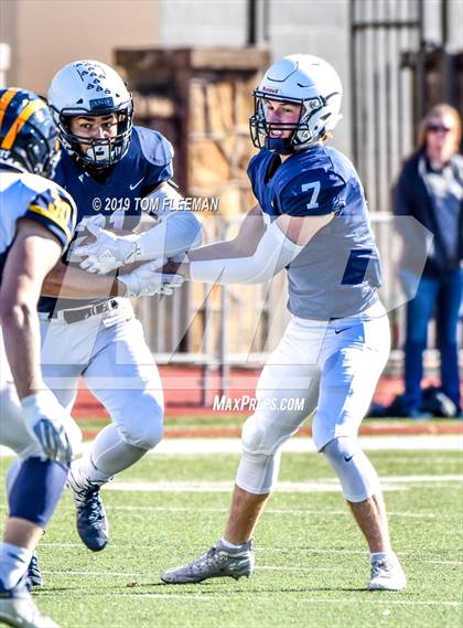 Thumbnail 2 in Northwest vs. Mill Valley (KSHSAA 5A Final) photogallery.
