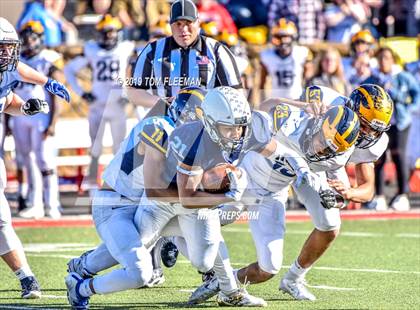 Thumbnail 2 in Northwest vs. Mill Valley (KSHSAA 5A Final) photogallery.