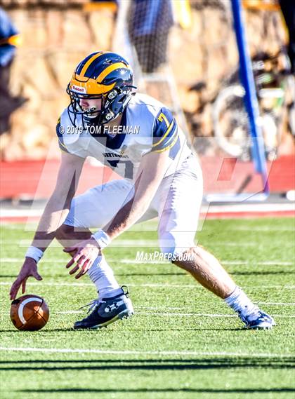 Thumbnail 3 in Northwest vs. Mill Valley (KSHSAA 5A Final) photogallery.