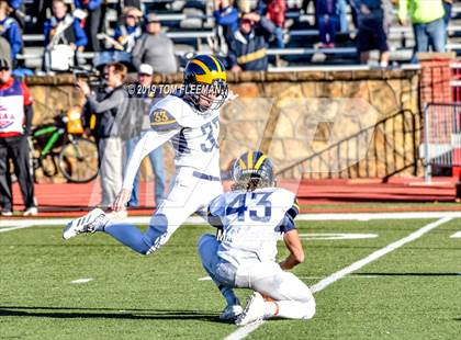 Thumbnail 3 in Northwest vs. Mill Valley (KSHSAA 5A Final) photogallery.