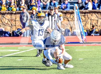 Thumbnail 1 in Northwest vs. Mill Valley (KSHSAA 5A Final) photogallery.