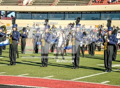 Thumbnail 3 in Northwest vs. Mill Valley (KSHSAA 5A Final) photogallery.